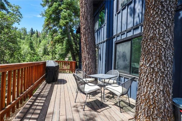 Exterior, Wood Texture Flooring