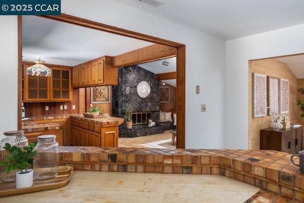 Fireplace, Interior, Kitchen