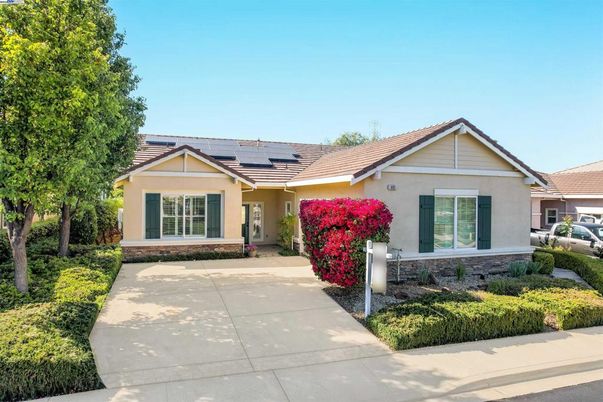 Exterior, Facade, Solar Panels, Ranch