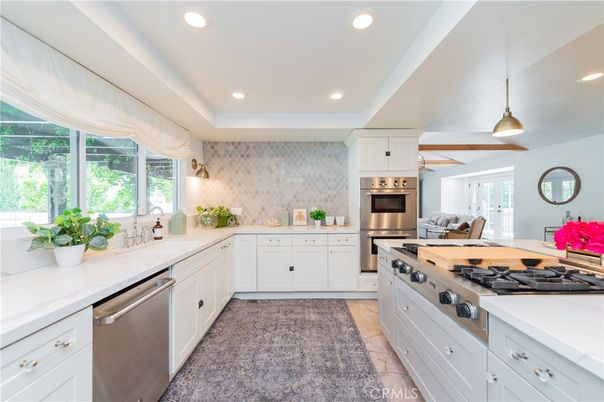Interior, Kitchen, Pendant Lights, Recessed Lighting, Stainless Steel Appliances