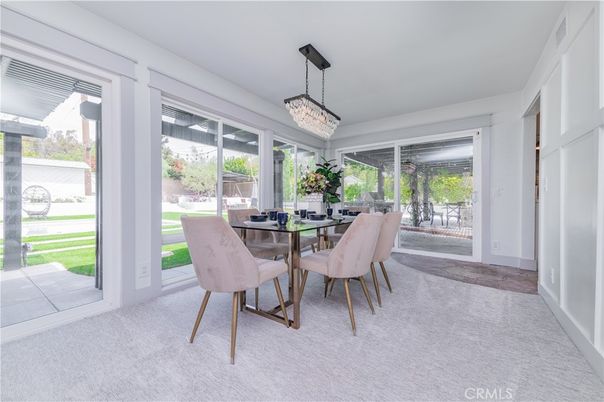 Chandelier, Dining room, Interior