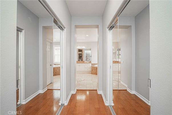 Bathroom, Interior, Recessed Lighting, Wood Texture Flooring