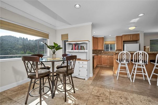 Dining room, Interior, Kitchen, Recessed Lighting