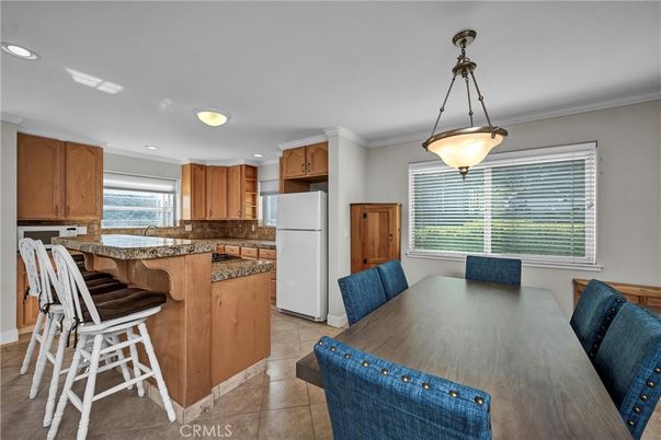 Dining room, Interior, Kitchen, Pendant Lights, Recessed Lighting