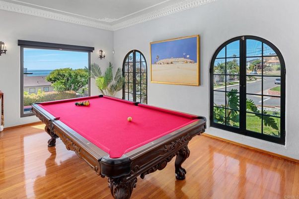 Billiard Table, Game Room, Interior, Wood Texture Flooring