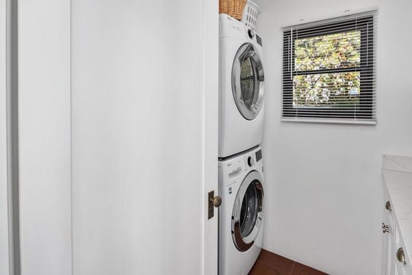 Interior, Utility Closets, Washer