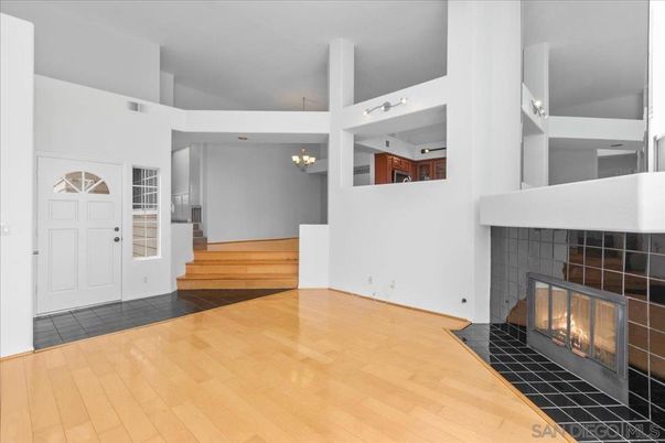 Chandelier, Fireplace, Interior, Wood Texture Flooring