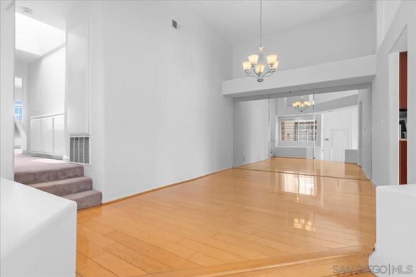 Chandelier, Empty room, Interior, Wood Texture Flooring