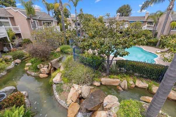 Exterior, Lake, Pool