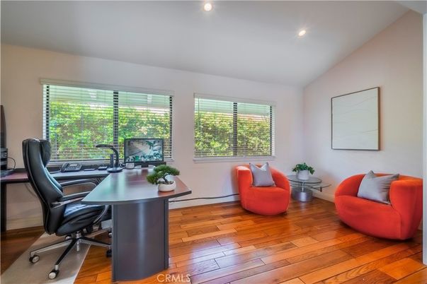 Home Office, Interior, Recessed Lighting, Wood Texture Flooring