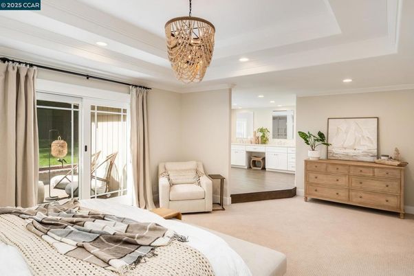 Bedroom, Chandelier, Interior, Pendant Lights, Recessed Lighting