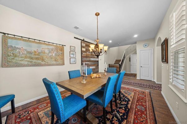 Chandelier, Dining room, Interior, Recessed Lighting, Wood Texture Flooring