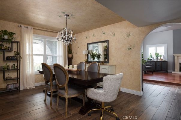 Chandelier, Dining room, Interior, Wood Texture Flooring