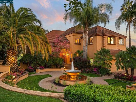 Backyard, Exterior, Facade, Mediterranean