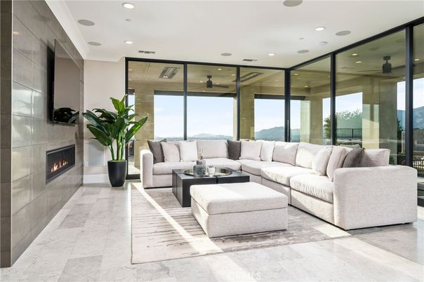 Fireplace, Interior, Living room, Recessed Lighting