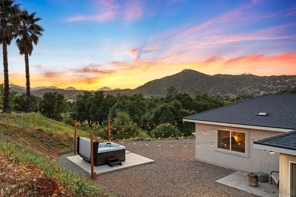Backyard, Exterior, Hot Tub