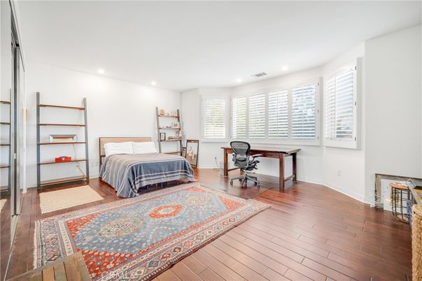 Bedroom, Home Office, Interior, Recessed Lighting, Wood Texture Flooring