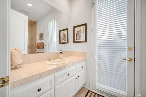 Bathroom, Interior, Recessed Lighting, Tile Countertops