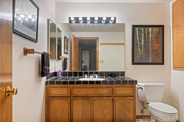 Bathroom, Interior, Tile Countertops