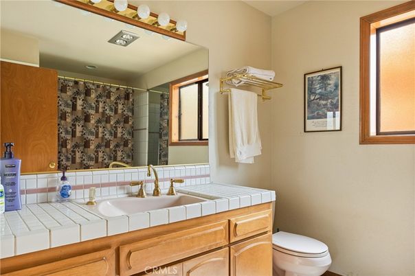 Bathroom, Interior, Tile Countertops