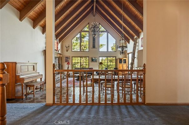 Interior, Piano, Wooden Beams, Wooden Ceilings