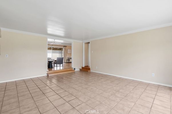 Dining room, Empty room, Interior