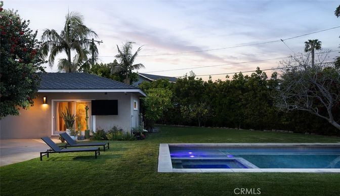 Backyard, Exterior, Pool