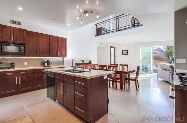 Dining room, Interior, Kitchen, Recessed Lighting