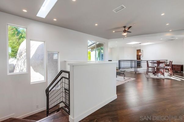 Dining room, Interior, Kitchen, Recessed Lighting, Wood Texture Flooring