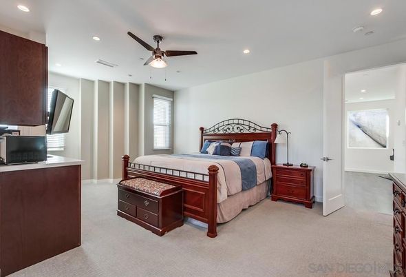 Bedroom, Interior, Recessed Lighting