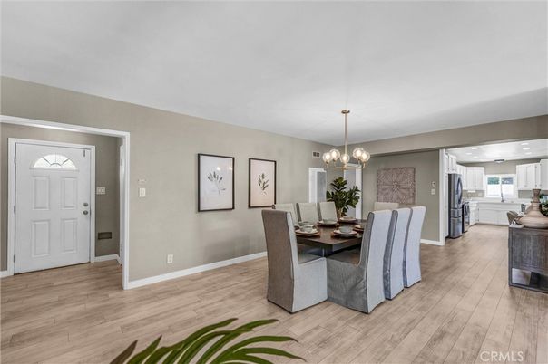 Chandelier, Dining room, Interior, Kitchen, Pendant Lights, Wood Texture Flooring