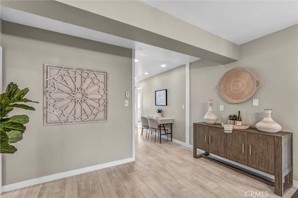 Dining room, Interior, Recessed Lighting, Wood Texture Flooring