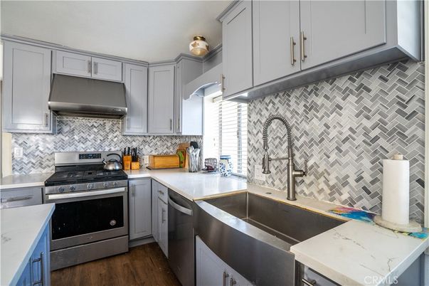 Interior, Kitchen, Stainless Steel Appliances, Wood Texture Flooring