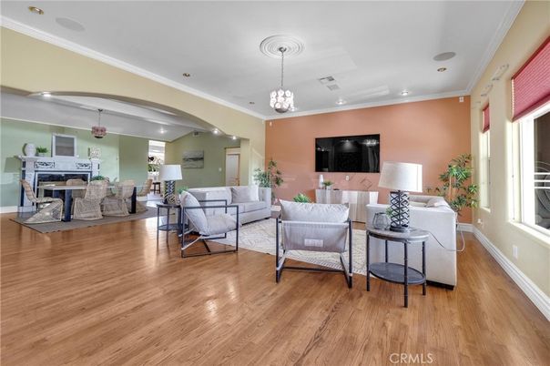 Interior, Living room, Pendant Lights, Wood Texture Flooring