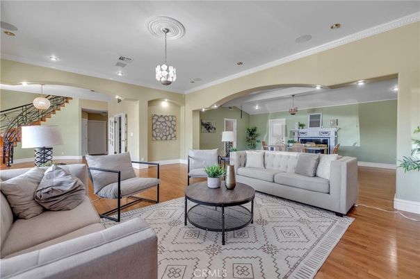 Interior, Kitchen, Living room, Pendant Lights, Recessed Lighting, Stainless Steel Appliances, Wood Texture Flooring