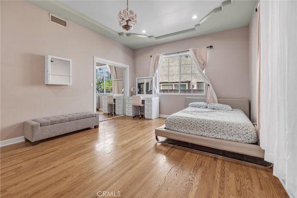 Bedroom, Interior, Pendant Lights, Recessed Lighting, Wood Texture Flooring