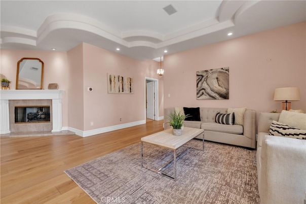 Fireplace, Interior, Living room, Pendant Lights, Recessed Lighting, Wood Texture Flooring