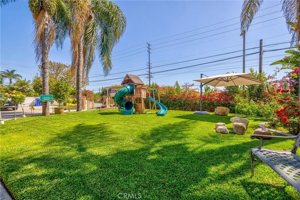 Backyard, Exterior, Playground
