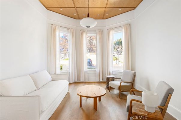 Interior, Living room, Pendant Lights, Recessed Lighting, Wooden Ceilings, Wood Texture Flooring