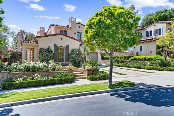 Exterior, Facade, Spanish Mediterranean