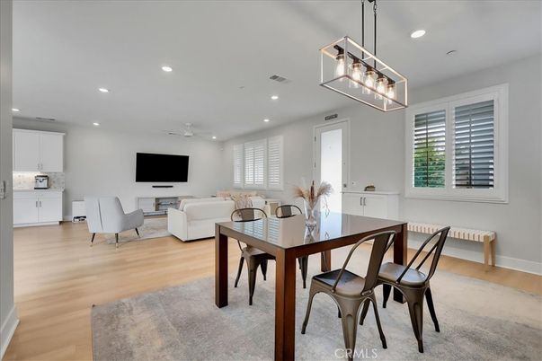 Dining room, Interior, Living room, Pendant Lights, Recessed Lighting, Wood Texture Flooring