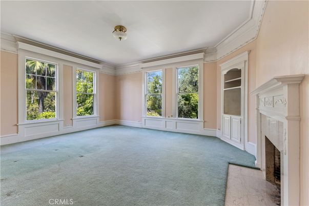 Empty room, Fireplace, Interior