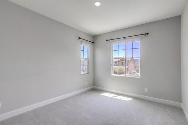 Empty room, Interior, Recessed Lighting