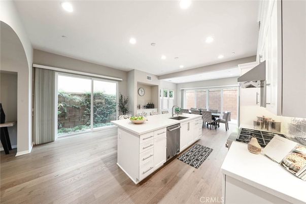 Dining room, Interior, Kitchen, Recessed Lighting, Wood Texture Flooring