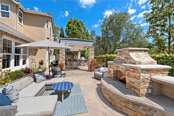 Exterior, Fireplace