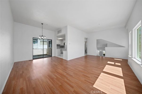 Chandelier, Empty room, Interior, Pendant Lights, Wood Texture Flooring