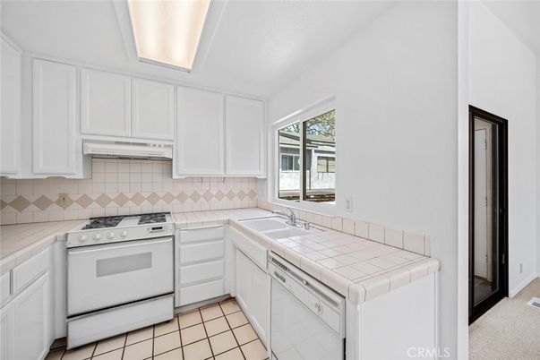 Interior, Kitchen, Tile Countertops