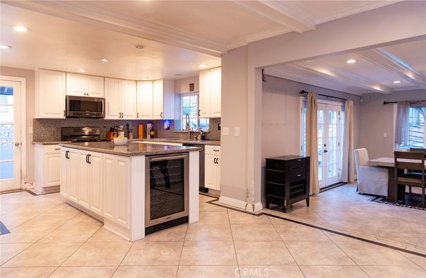 Dining room, Interior, Kitchen, Recessed Lighting