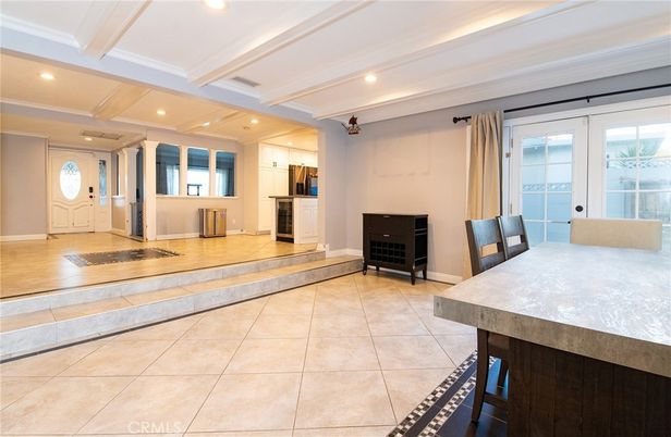 Dining room, Interior, Recessed Lighting