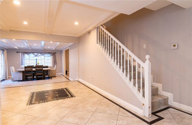 Dining room, Interior, Recessed Lighting